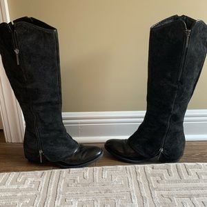 Donald J. Pliner Devi Boot